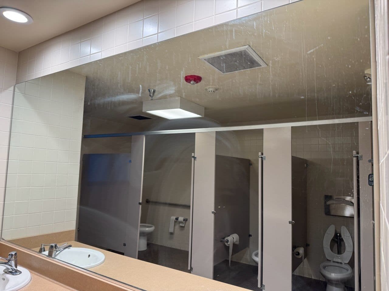 Gallery photos for Elevate Student Spaces with Expert School Cleaning: Image #2