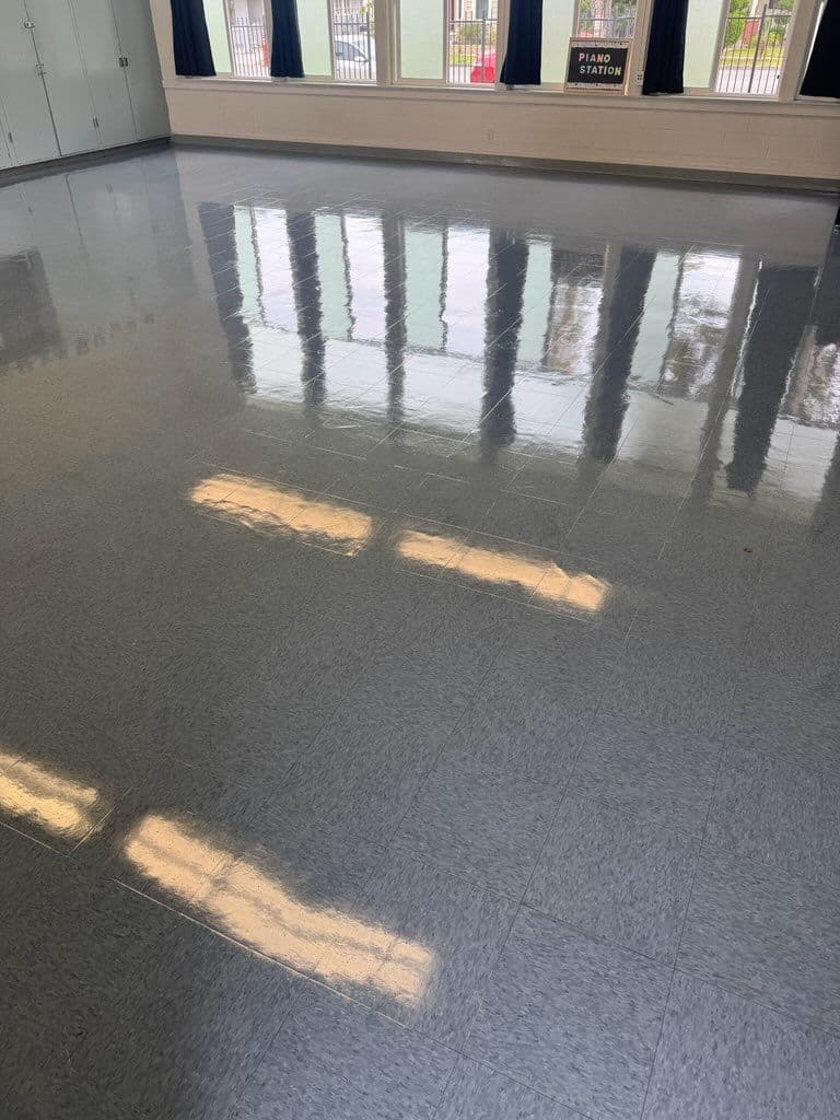 Gallery photos for Stunning Floor Revival with Loyal Maintenance: Image #2